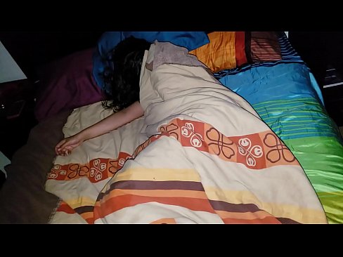 ❤️ Stepson jgħajjar lill-mara żagħżugħa tiegħu waqt li torqod. Video anali f'mt.dreamlandpassionfever.ru ❌❤